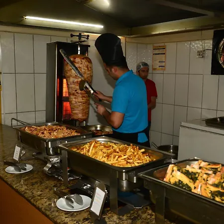 Yesiloez אתר נופש 4*